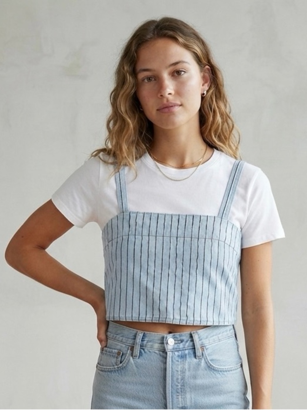 Aritzia Wilfred Free Cropped Tank Top Size M